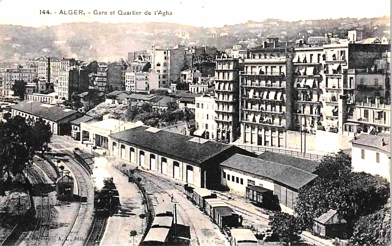 Alger - Gare et Quartier de l'Agha.jpg